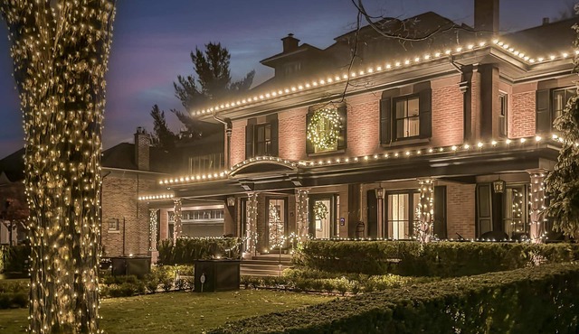 7 bed 10 bath House in Lawrence Park