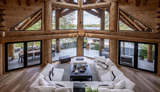 7 bed 6 bath cottage on Lake Muskoka
