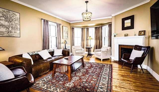 7 Bed Historic Home for Group Stays