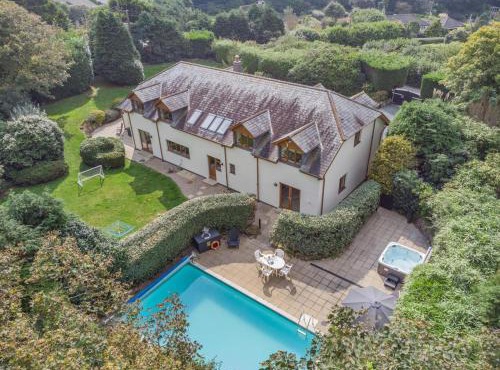 7 Bed in Ashton oc-p00891