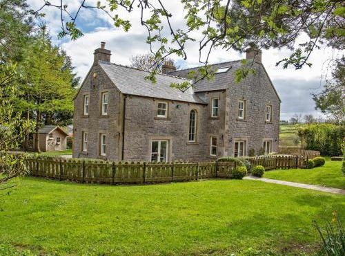 7 Bed in Tideswell 93808