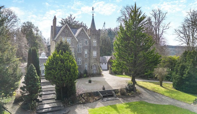 7 bedroom accommodation in Llanarth