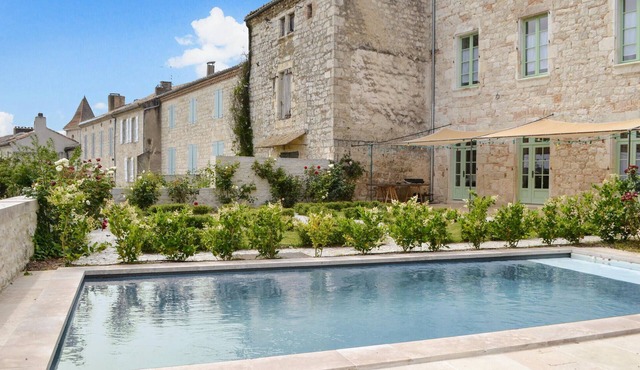 7 bedroom accommodation in Lauzerte