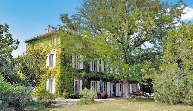 7 bedroom accommodation in Escales