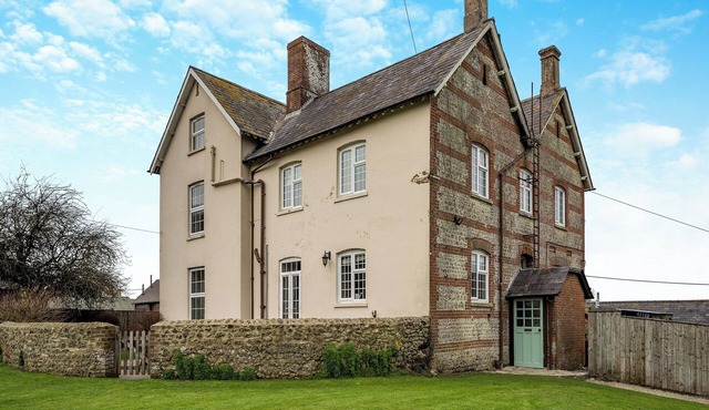 7 bedroom accommodation in Plush, near Piddletrenthide