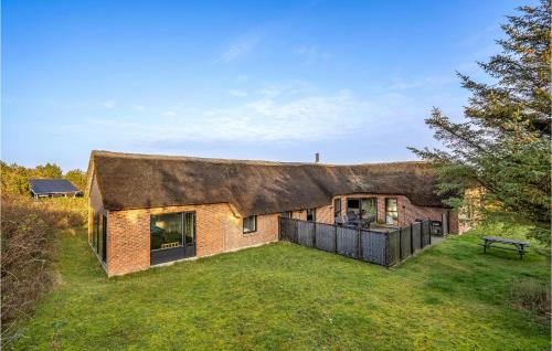 7 Bedroom Beautiful Home In Ringkøbing