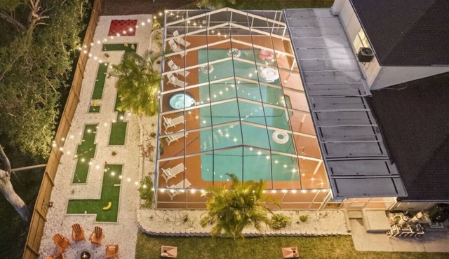 7 bedroom Clearwater Villa, Heated Pool + Mini Golf + Games
