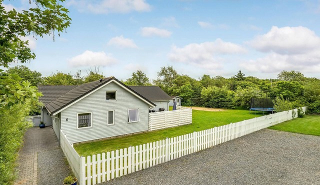 7 bedroom gorgeous home in Vinderup