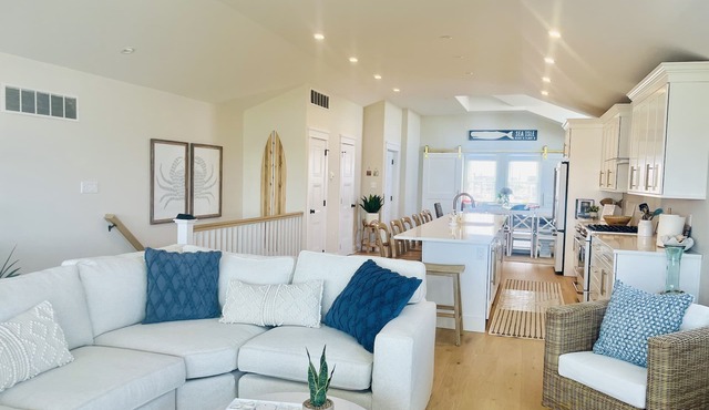 7 Bedroom - On the Bay in Sea Isle- walk to Acme, Beach, Park, and Shops