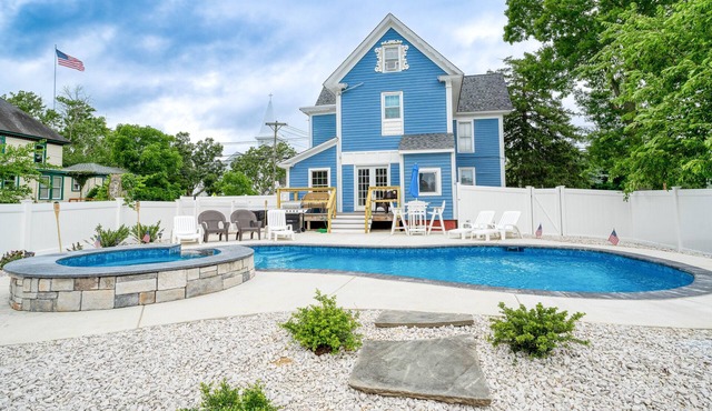 7 Bedroom | Pool | Volleyball | Beach | Restaurants | Bars