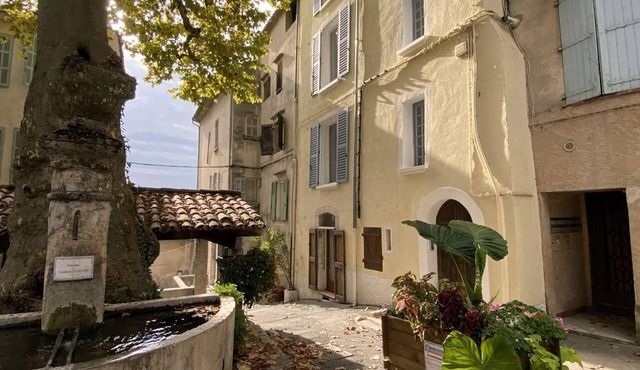 7 Bedroom Private vacation home in Barjols