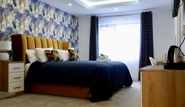 7 Bedroom Stunning Villa with function room and spa.