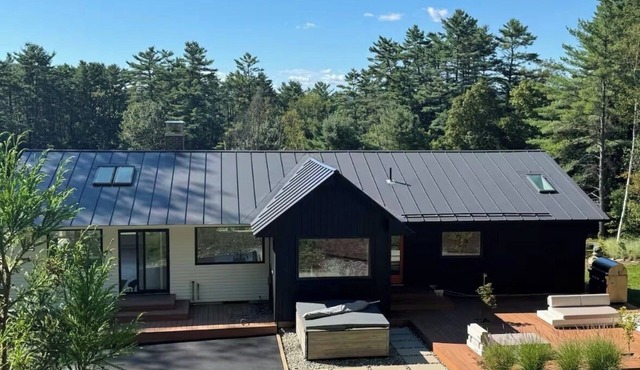 7 Bridges + The Green Vacation Properties- Hanover