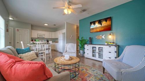 7 Costa Bahia Condos Sleeps 42 Pool Minutes to the Beach