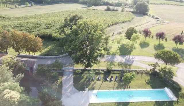 7 ensuite bedrooms with AC - Village castle* - Fitness, sauna & XL pool