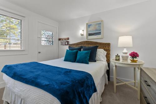 7-Guest American House Dwtn WB Steps to Beach