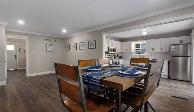 7 KingsBeds, Spacious, Dogs welcome