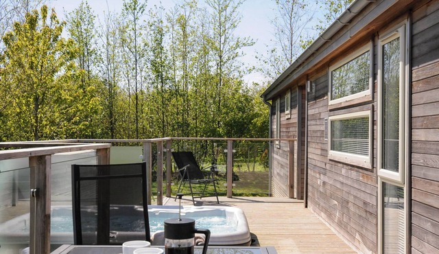 7 MEADOW RETREAT, family friendly, luxury holiday cottage in Dobwalls