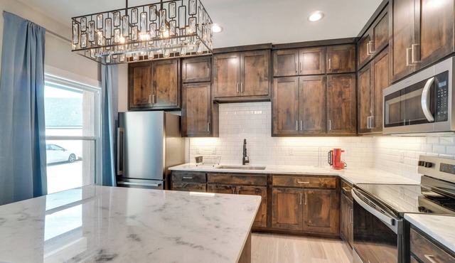7 Mi to Afb: Central & Modern San Angelo Home