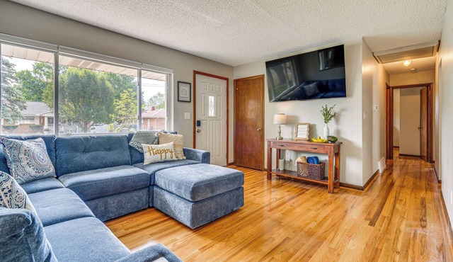 7 Mi to Downtown Columbus: Family Getaway w/Yard