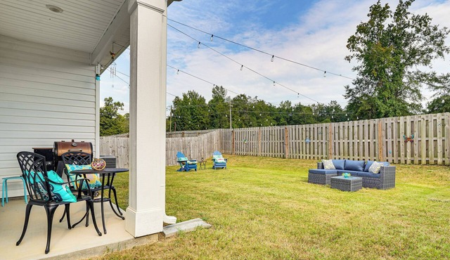 7 Mi to Dtwn Augusta! Modern Family Home