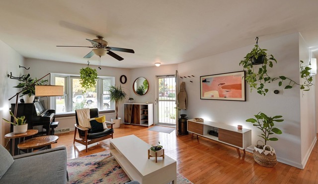 < 7 Mi to Dtwn: Denver Home w/Large Yard!