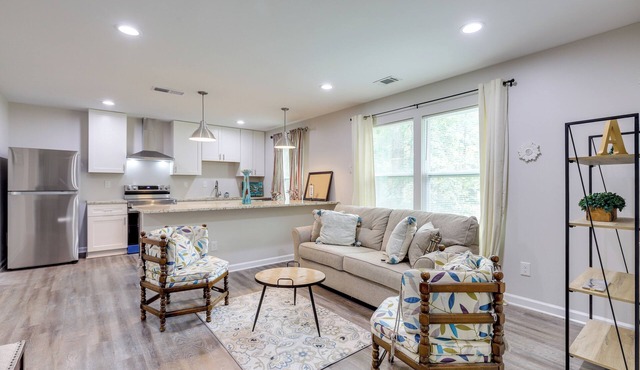 7 Mi to Trilith Studios: Atlanta Area Business Hub