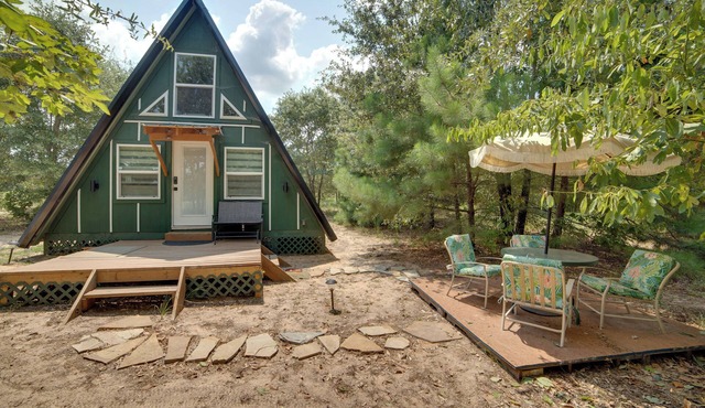 7 Mi to Tyler State Park: 'A-Game' Cabin