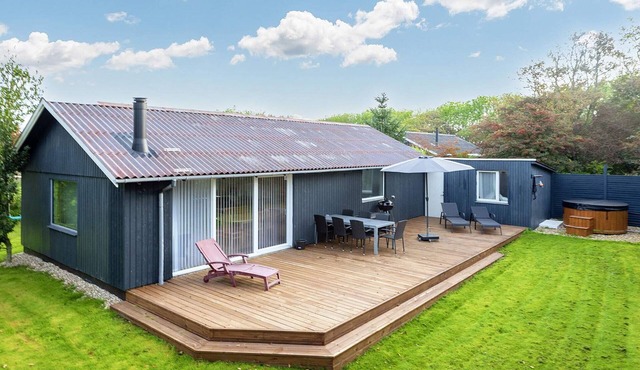 7 person holiday home in Vestervig-By Traum