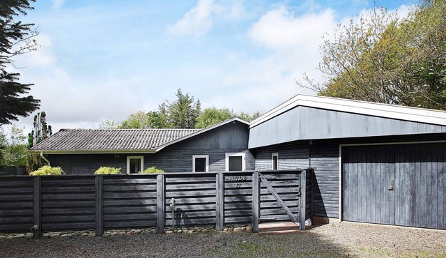7 person holiday home in Spøttrup