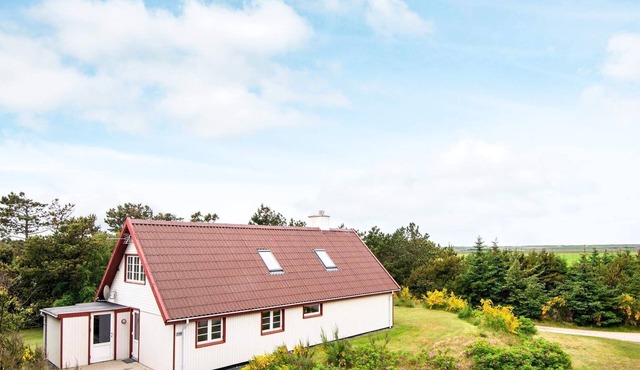 7 person holiday home in Ulfborg