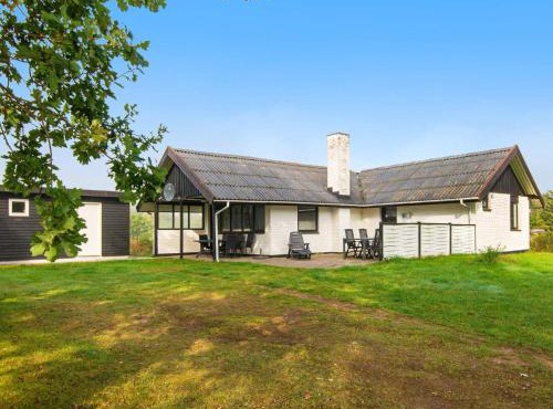 7 person holiday home in Knebel-By Traum