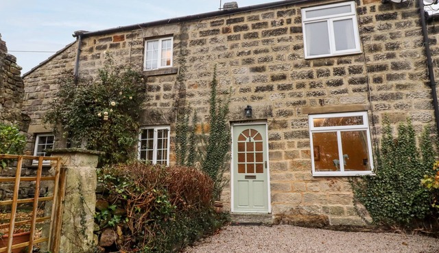 7 Scarah Bank Cottages