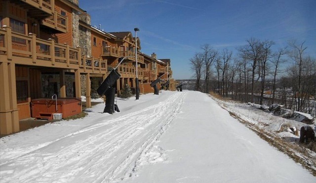 7 Springs - Luxury Southwind Ski-in Ski-Out Mountain Townhouse
