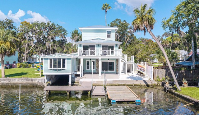 7 Springs Riverfront in Crystal River. Come Swim with the Manatees!