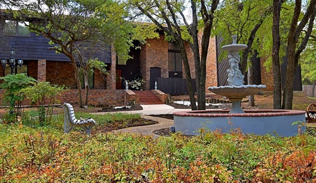 7000 sqft house on 5 acre with pool and indoor basketball/Raquetball court