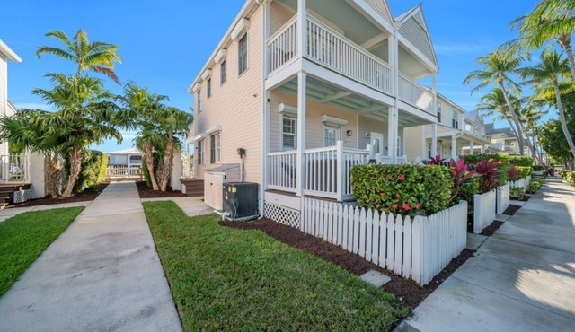 7026 Waterfront Duck Key Villa - Sleeps 6