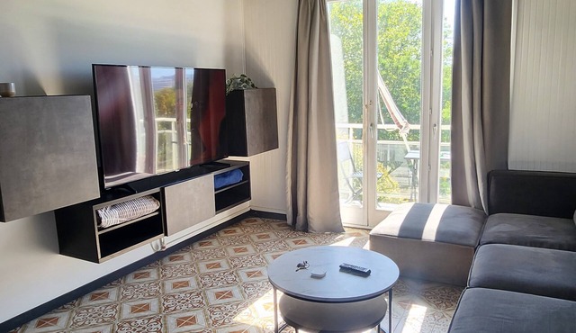 70m2 apartment in Dijon, 4th floor without elevator, 5 minutes from Zenith