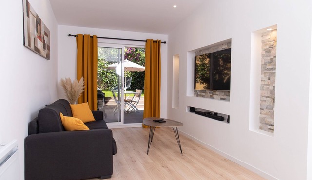 70m² hypercentre apartment with whirlpool bath