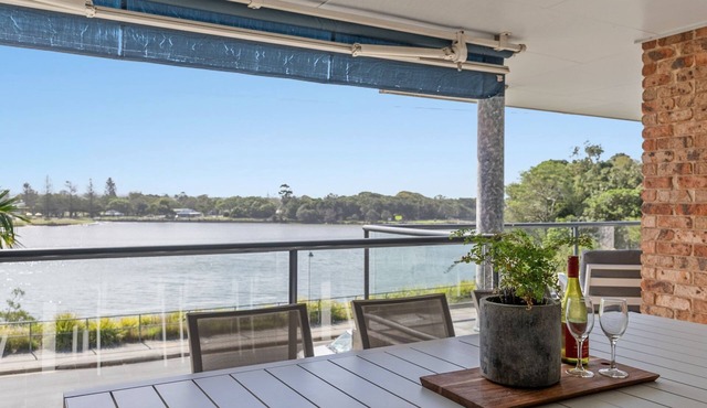 71 Ocean Drive - Impressive Family Home