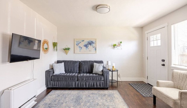 #719 Cozy Midtown Reno Retreat