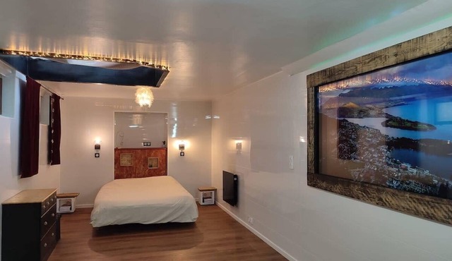 71m2 Cellar in Champagne - Romantic/Special Occasion