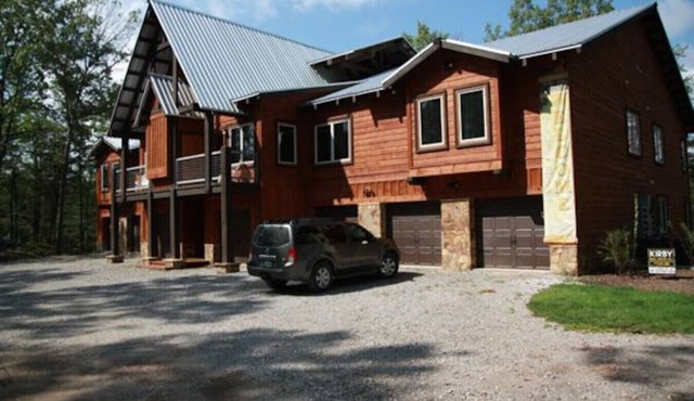 #723: Trout Hill Condo at Fall Creek Falls