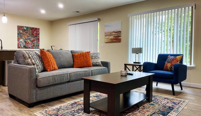 729 Keenway Cr. Unit A