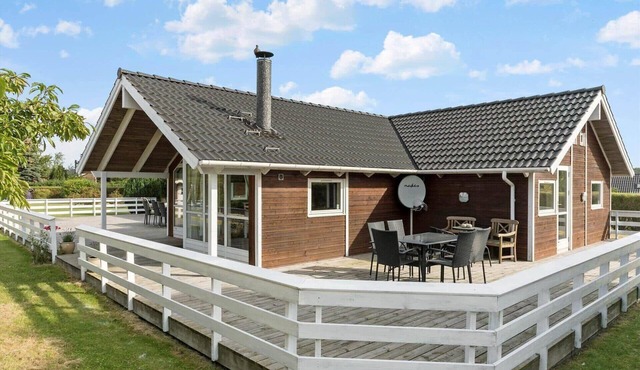 7323 Bogø - Vindrosen 23