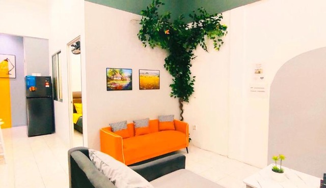 7340 Tmn Putri Kulai 4BR 11pax Single Storey House Near JPO