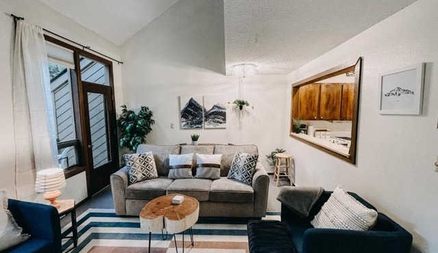 73SW - WiFi - F P - WithD - Sleeps 6 home