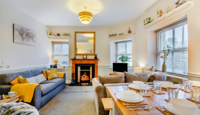 75 Station Road - Four Bedroom House, Sleeps 6