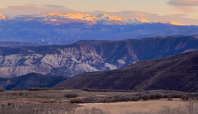 750 acres, great for 30 people or less, 2 homes!