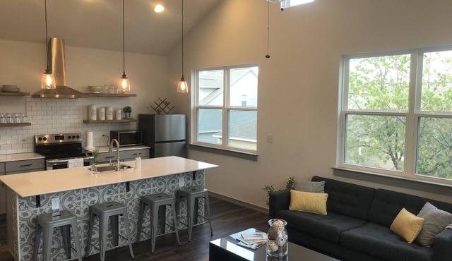 750 Square Feet, 1 Bedroom - Walk to Everything! Great for longer term stays.